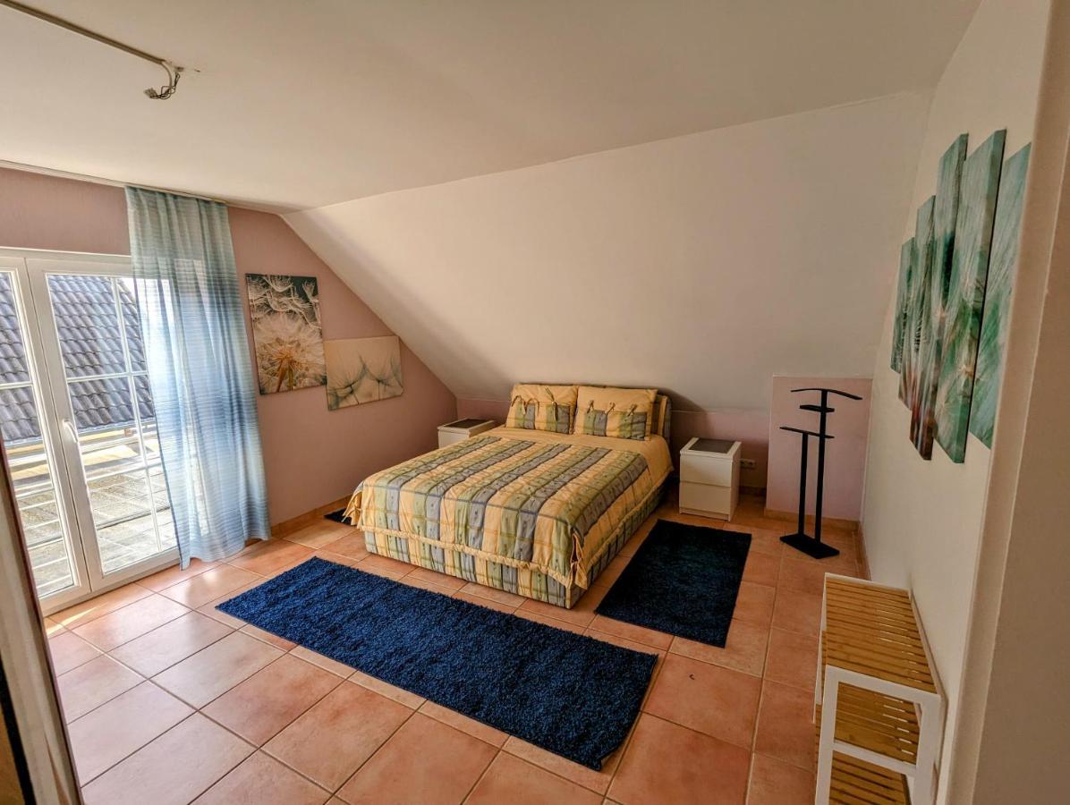 Grosse Schoenheit Mit Panoramablick Euskirchen Esterno foto