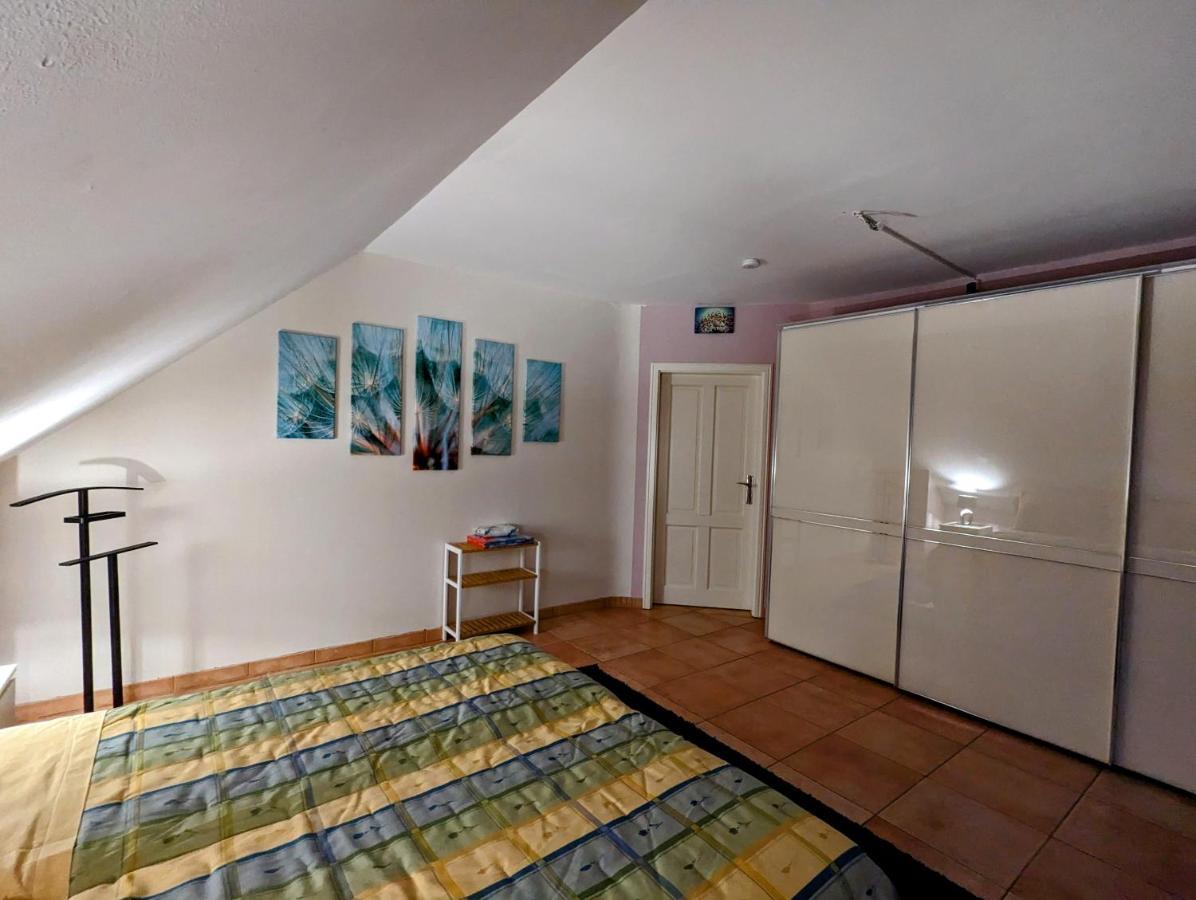 Grosse Schoenheit Mit Panoramablick Euskirchen Esterno foto